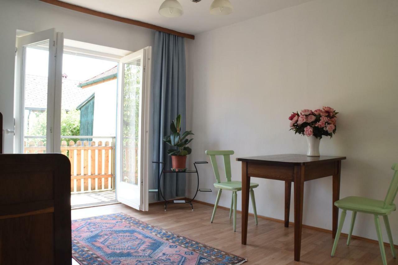 Vintage-Ferienwohnung Fuer 2 Schörfling Exterior foto
